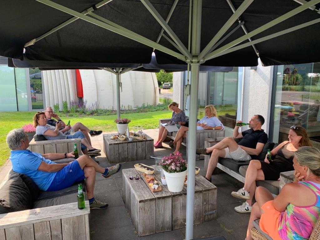 De Slaapfabriek Vakantiehuis En Trainingslocatie Teuge ภายนอก รูปภาพ
