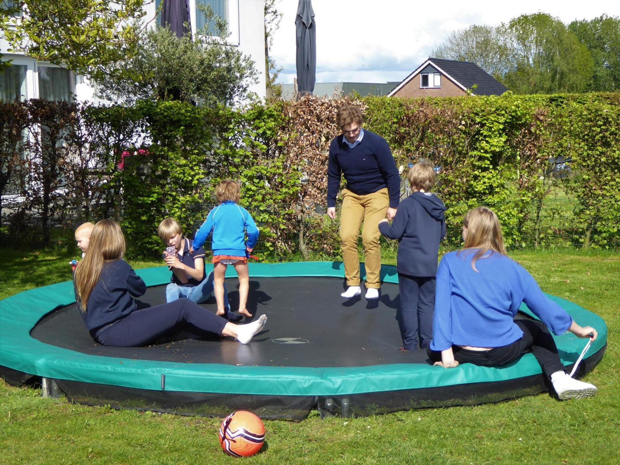 De Slaapfabriek Vakantiehuis En Trainingslocatie Teuge ภายนอก รูปภาพ