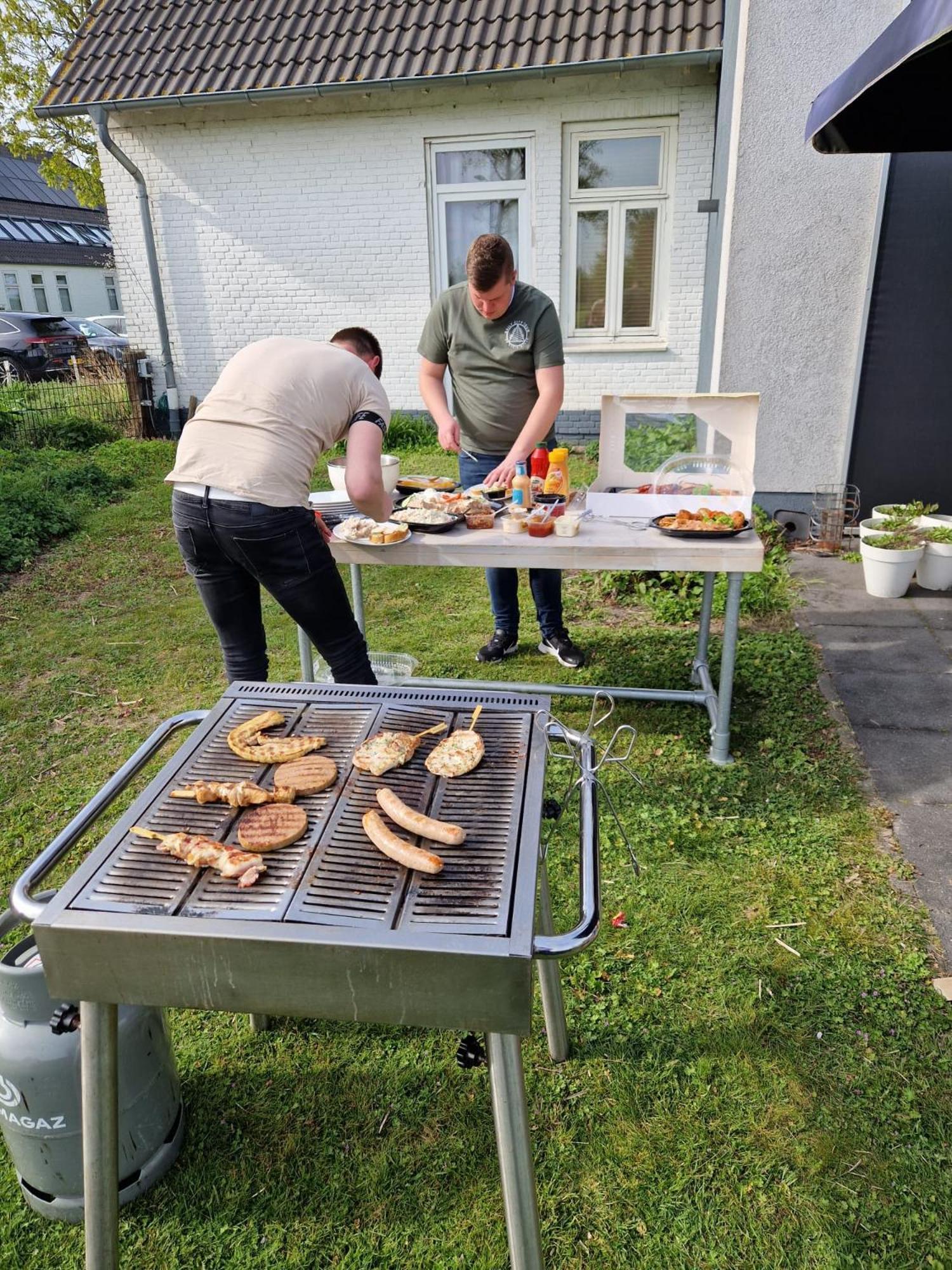 De Slaapfabriek Vakantiehuis En Trainingslocatie Teuge ภายนอก รูปภาพ