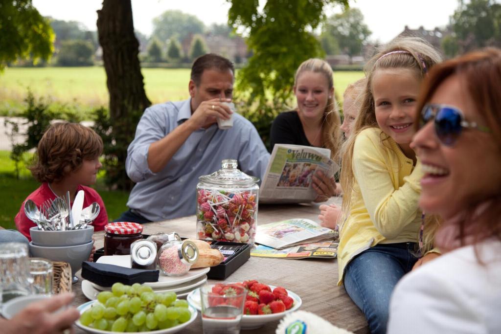 De Slaapfabriek Vakantiehuis En Trainingslocatie Teuge ภายนอก รูปภาพ