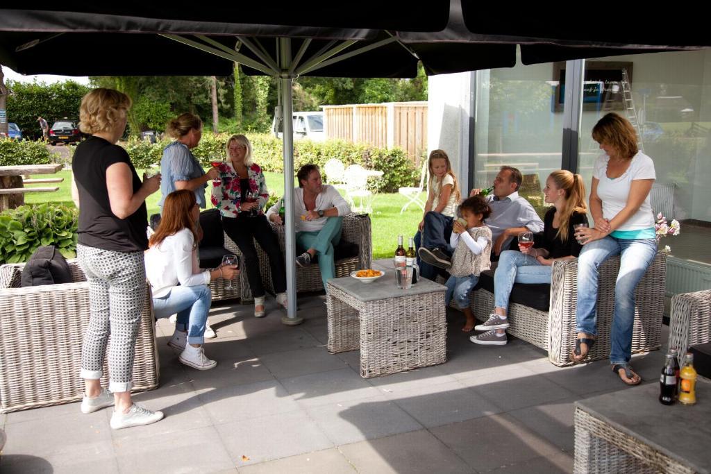 De Slaapfabriek Vakantiehuis En Trainingslocatie Teuge ภายนอก รูปภาพ